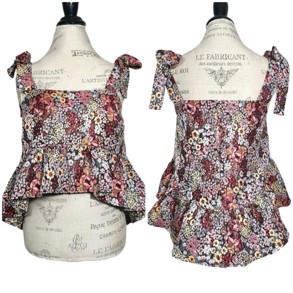 Moodie | Women | Floral Jacquard Tapestry Babydoll Crop Top | Medium - Picture 1 of 12